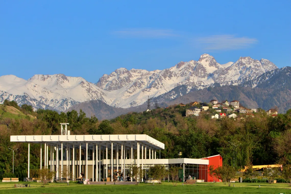 Entdecke Kasachstan - Botanischer Garten von Almaty