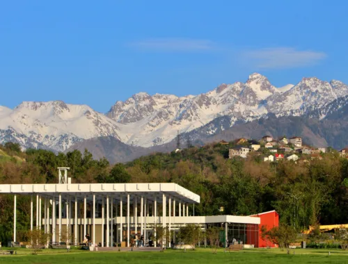 Entdecke Kasachstan - Botanischer Garten von Almaty