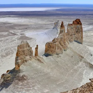 Entdecke Kasachstan - Bozzhyra-Trakt des Ustyurt-Plateaus